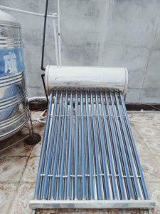 Sửa máy nước nóng năng lượng mặt trời quận 10