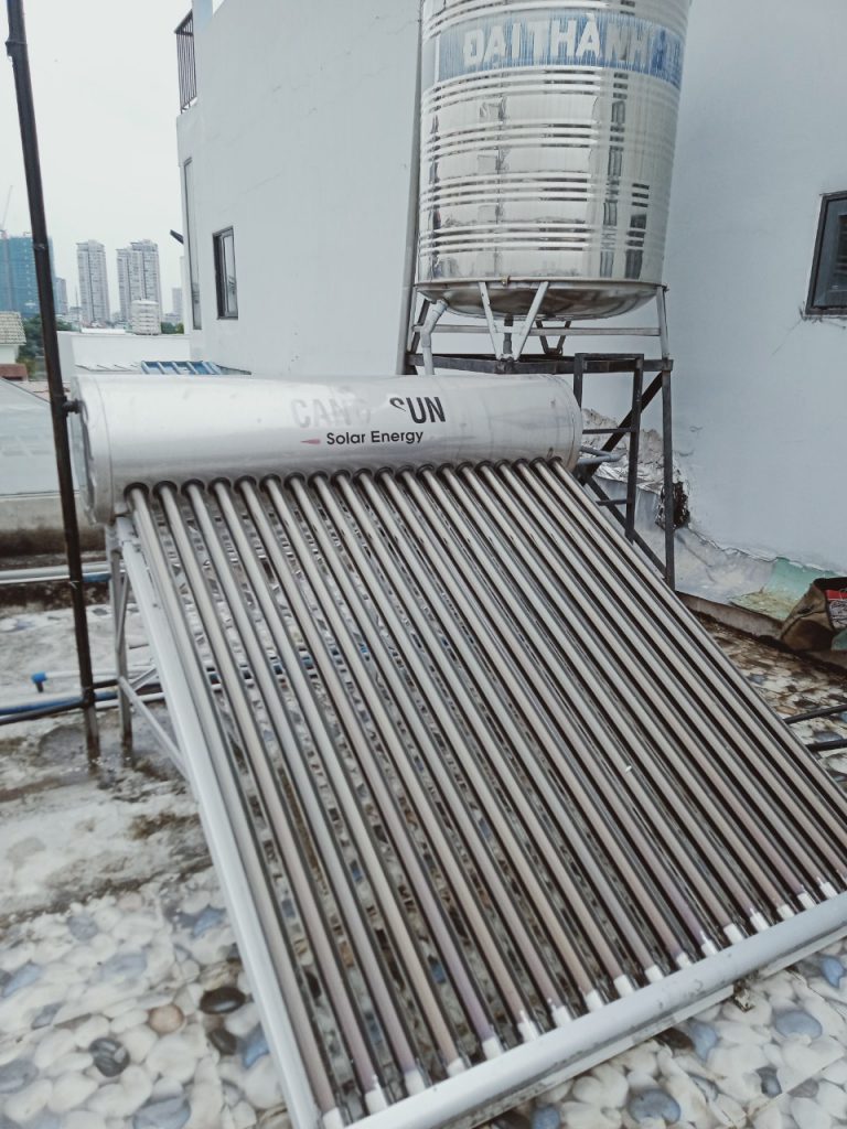Sửa máy nước nóng năng lượng mặt trời quận 7